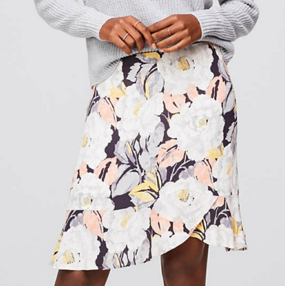 LOFT Dresses & Skirts - Loft Floral Flounce Skirt